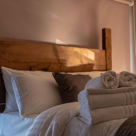 The Milestone Hotel Sowerby Bridge Room photo