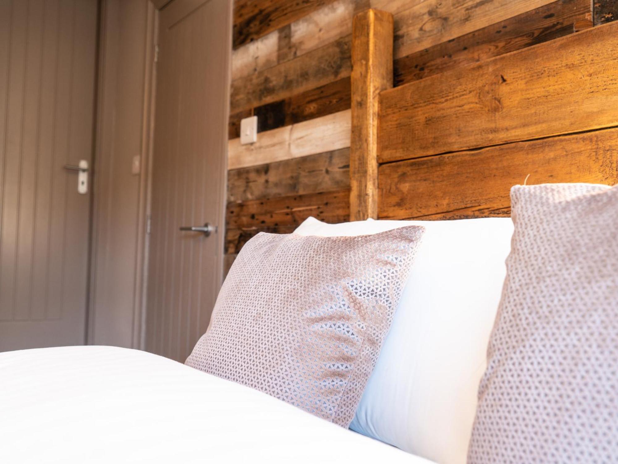 The Milestone Hotel Sowerby Bridge Room photo