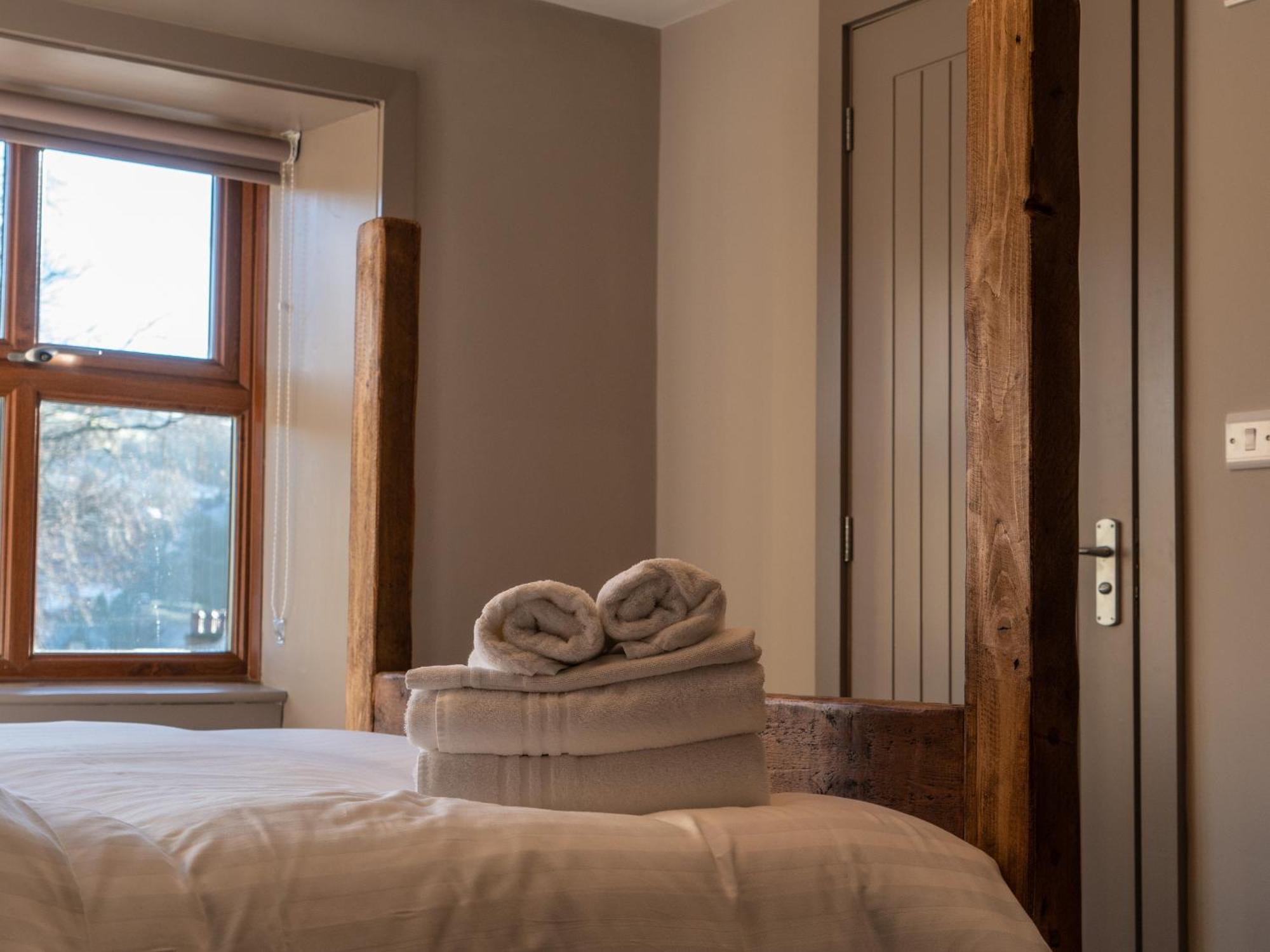 The Milestone Hotel Sowerby Bridge Room photo