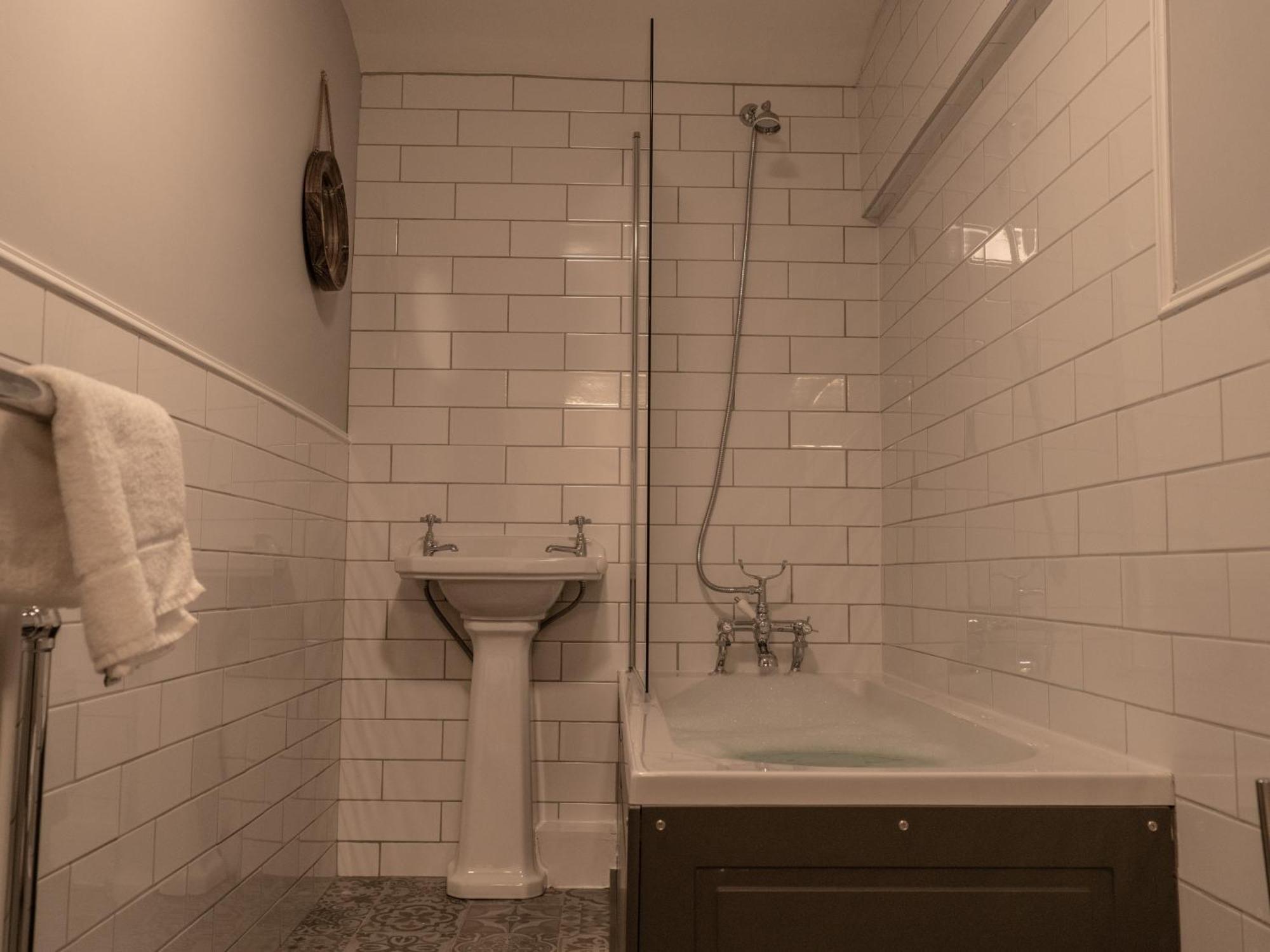 The Milestone Hotel Sowerby Bridge Room photo
